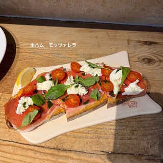 生フムモッツァレラ