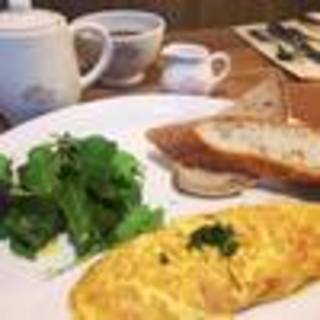 ハム＆グリエールチーズオムレツ