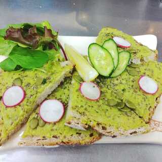 アボカドトースト